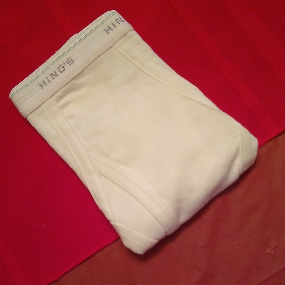 Hing's White Briefs - Picture 7 of 8